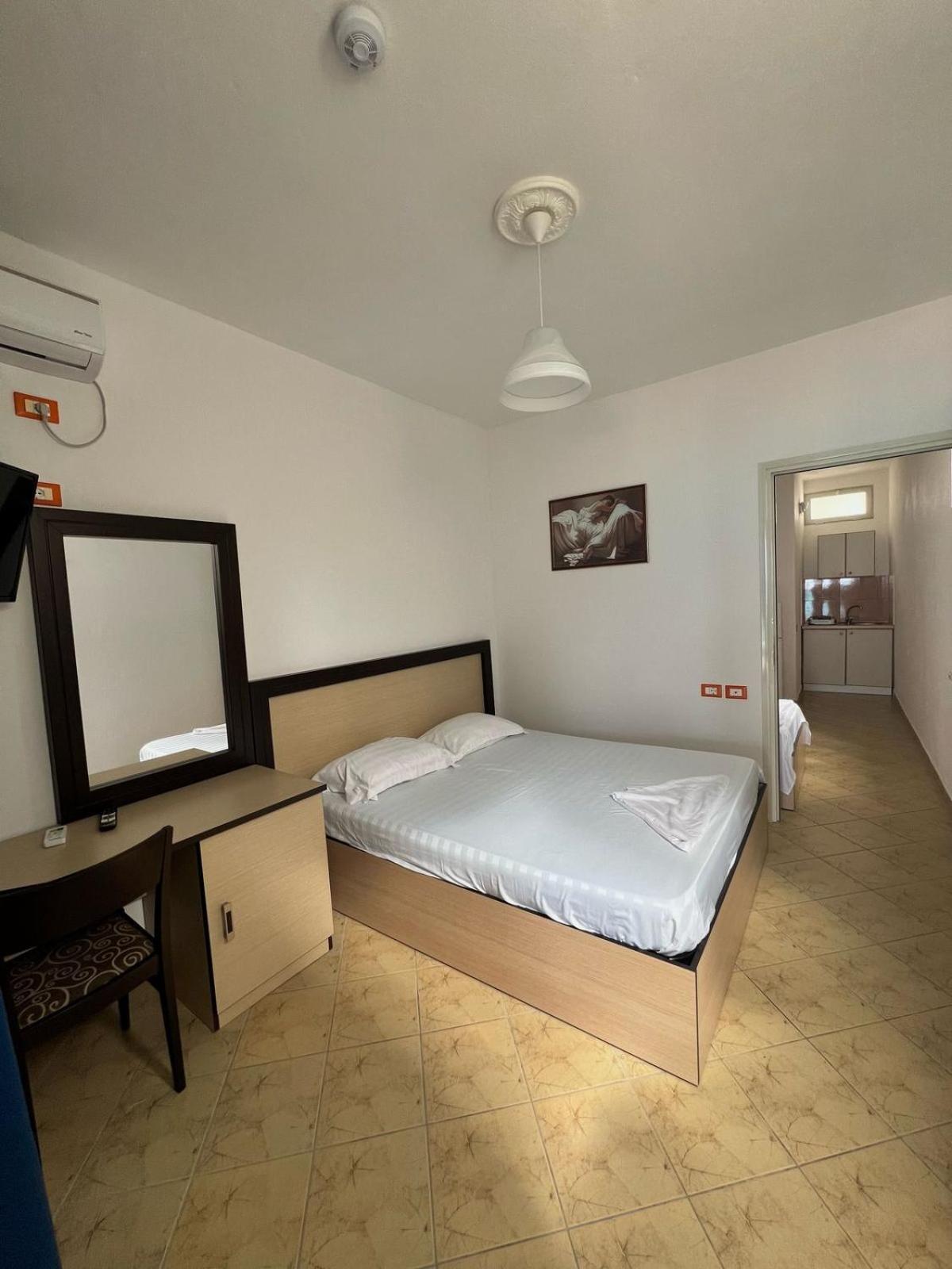 Hotel Jonufra Kanine Екстериор снимка