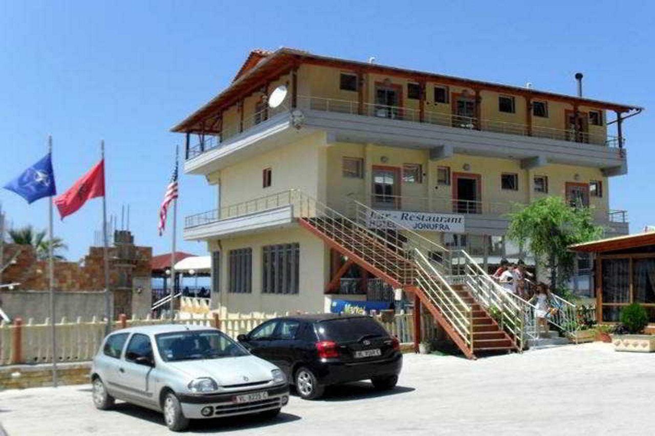 Hotel Jonufra Kanine Екстериор снимка